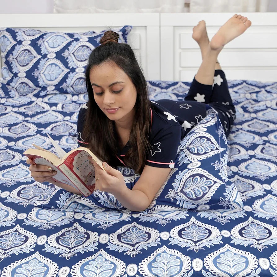 Divine Casa 144 TC 100% Cotton Double Bedsheet with 2 Pillow Covers Floral Pattern Colour Dazzling Blue