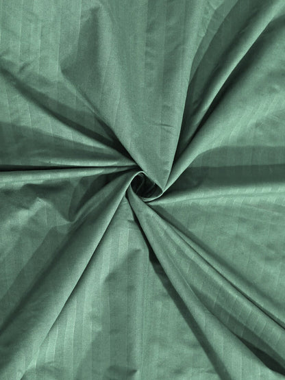 KLOTTHE Green Striped 210 TC Bedsheet with Pillow Covers
