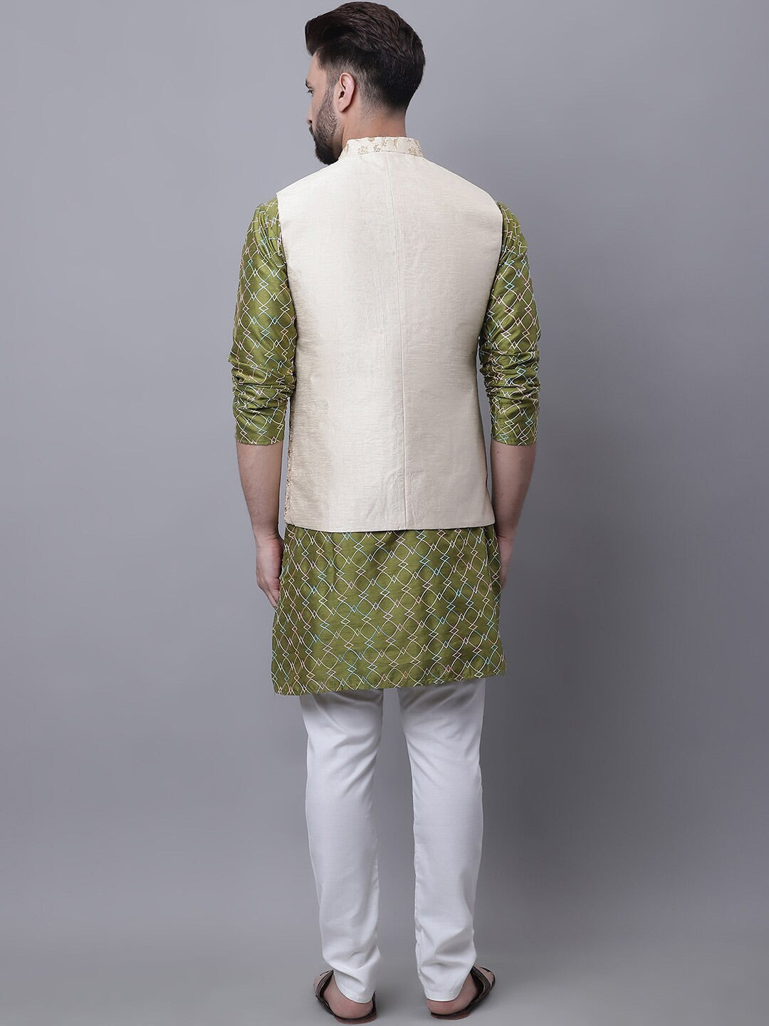 Sojanya M Ethnic Motifs Embroidered Thread Work Kurta With Churidar