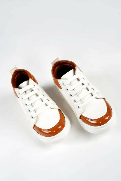 Tiny Bugs For Boys & Girls Mid Top Sneakers - White & Tan