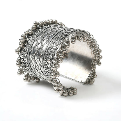 Mominos Fashion Joharkamal Oxidised Silver-Plated Ghungroo Handcraft Bracelet - Design 026