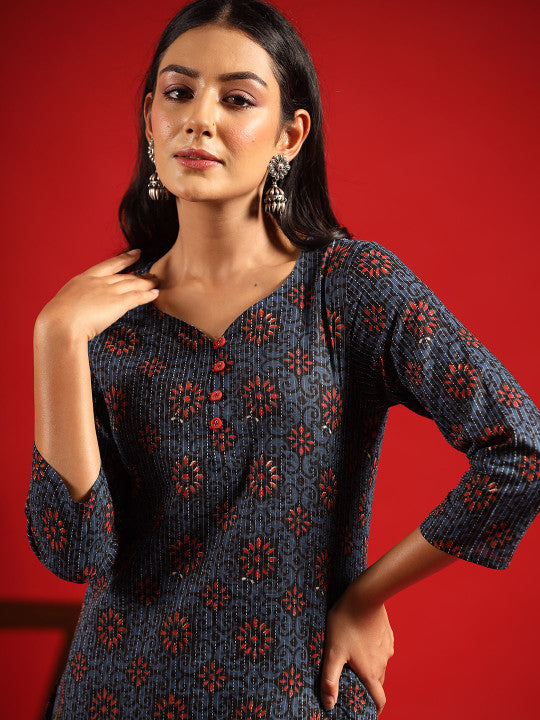 Anayna Women Navy Blue & Red Floral Printed Dobby Cotton Kurta