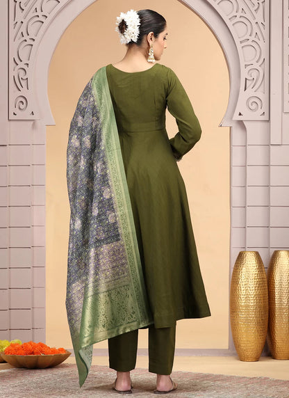 Chhap Green Colour Chiffon Hand Work Salwar Suit