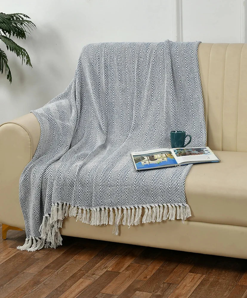 Sashaa World Cotton Spring Hued Chevron Throw Blanket Colour Light Blue