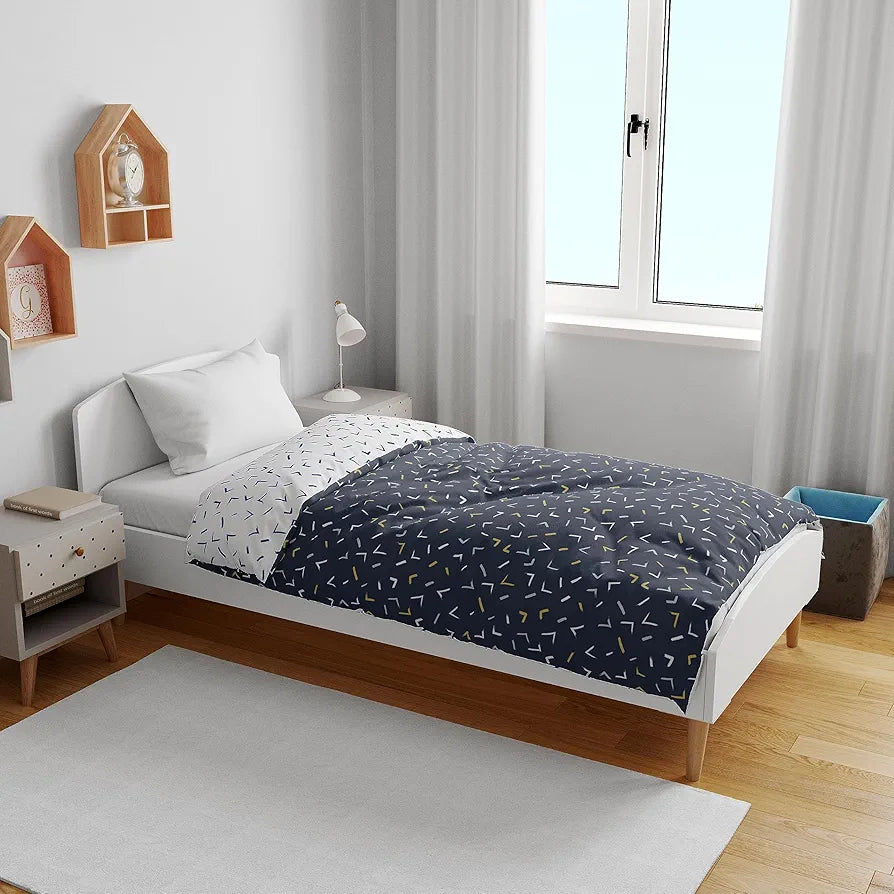 Divine Casa 120 GSM Microfiber Single Kids Dohar Soft & Lightweight Throw Blanket Arrow Print Pattern Colour Navy Blue