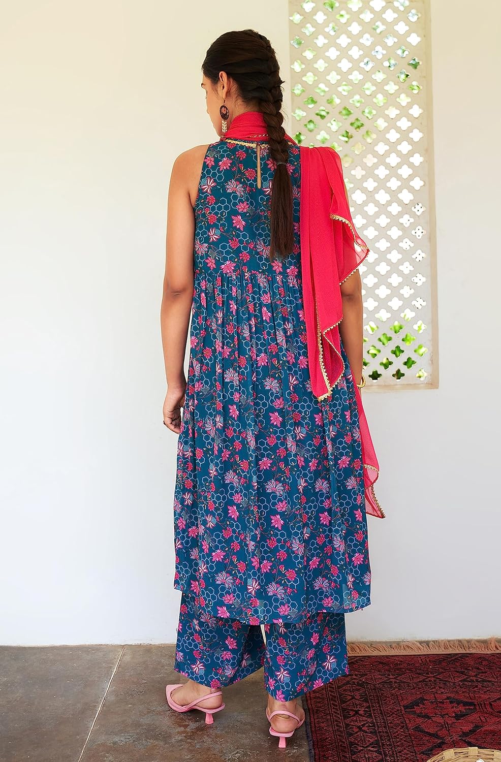 Janasya Women's Georgette Digital Floral Printed Embellished Kurta Set Blue