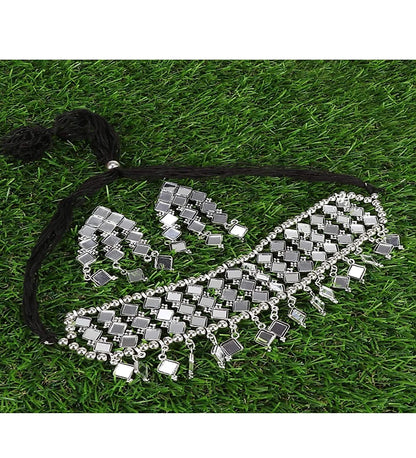 Silver-Plated Alloy Kundan Studded Oxidised Choker Necklace - The Pari