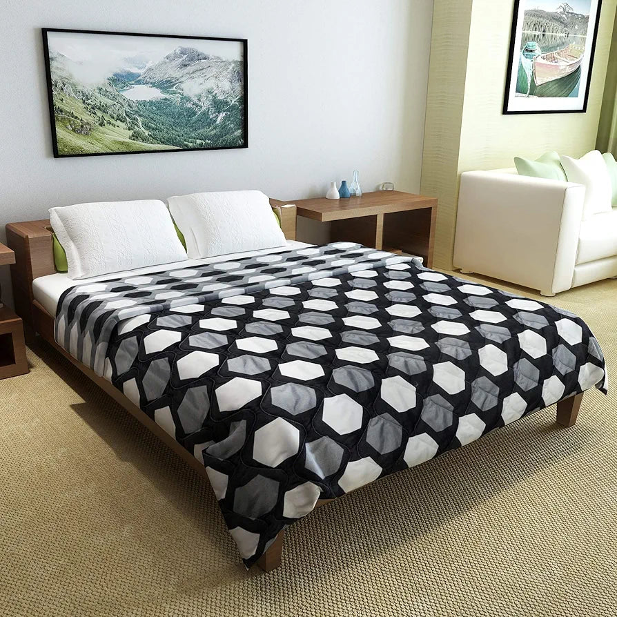Divine Casa Microfiber 150 GSM Reversible Double Bed Comforter Ultra Soft & Lightweight Blanket Colour Silver Grey