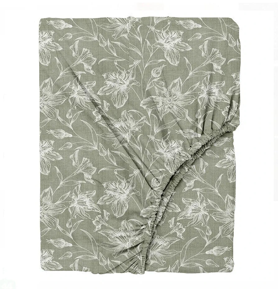Trance Home Linen 100% Cotton 144TC Elastic Fitted Bedsheet Printed Queen Bed Size Elasticate Fitted Bedspread with 2 Pillow Covers Colour Serenity Misty Green