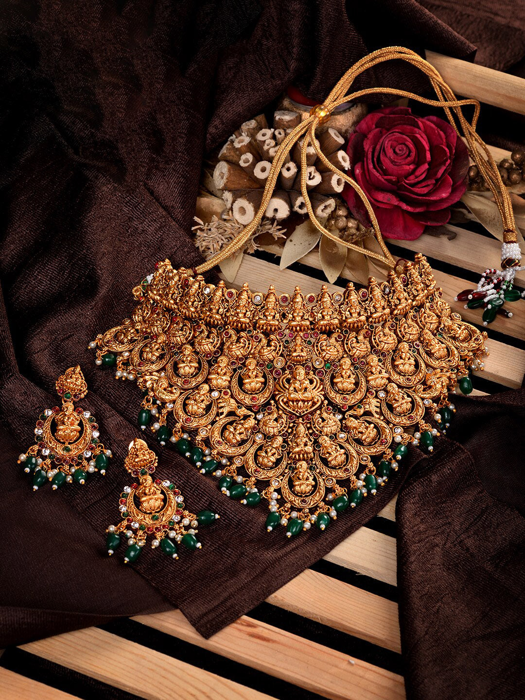 Saraf RS Jewellery Gold-Polished Stone-Studded Jewellery Set