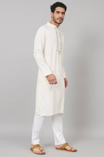 Floral Neckline Embroidered Cotton Kurta by Hilo Design
