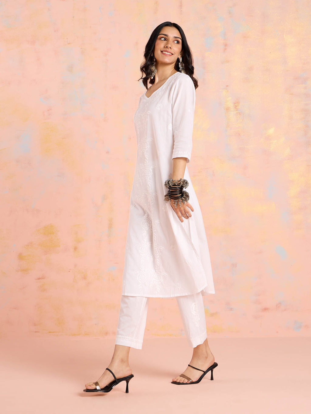 Likha White Tonal Chikankari Kurta Pant & Dupatta (Set of 3)