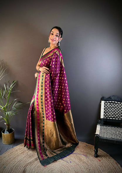Joban Fashion Green Butti Banarasi Silk Sarees