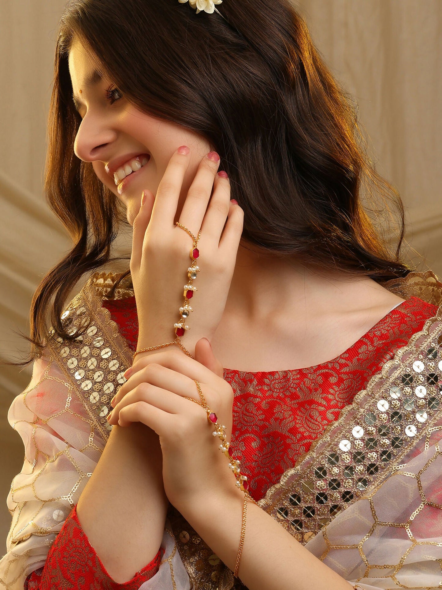 Ruby Raang Grace Hand Harness