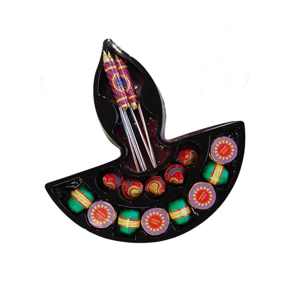 Dibha Diwali Premium Diya Shape Gift Pack
