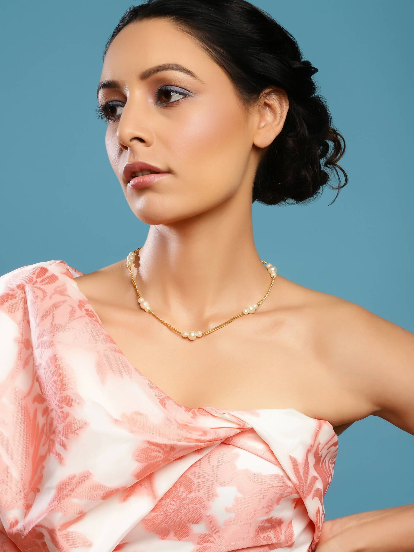 Pearl Neckpiece - Ruby Raang