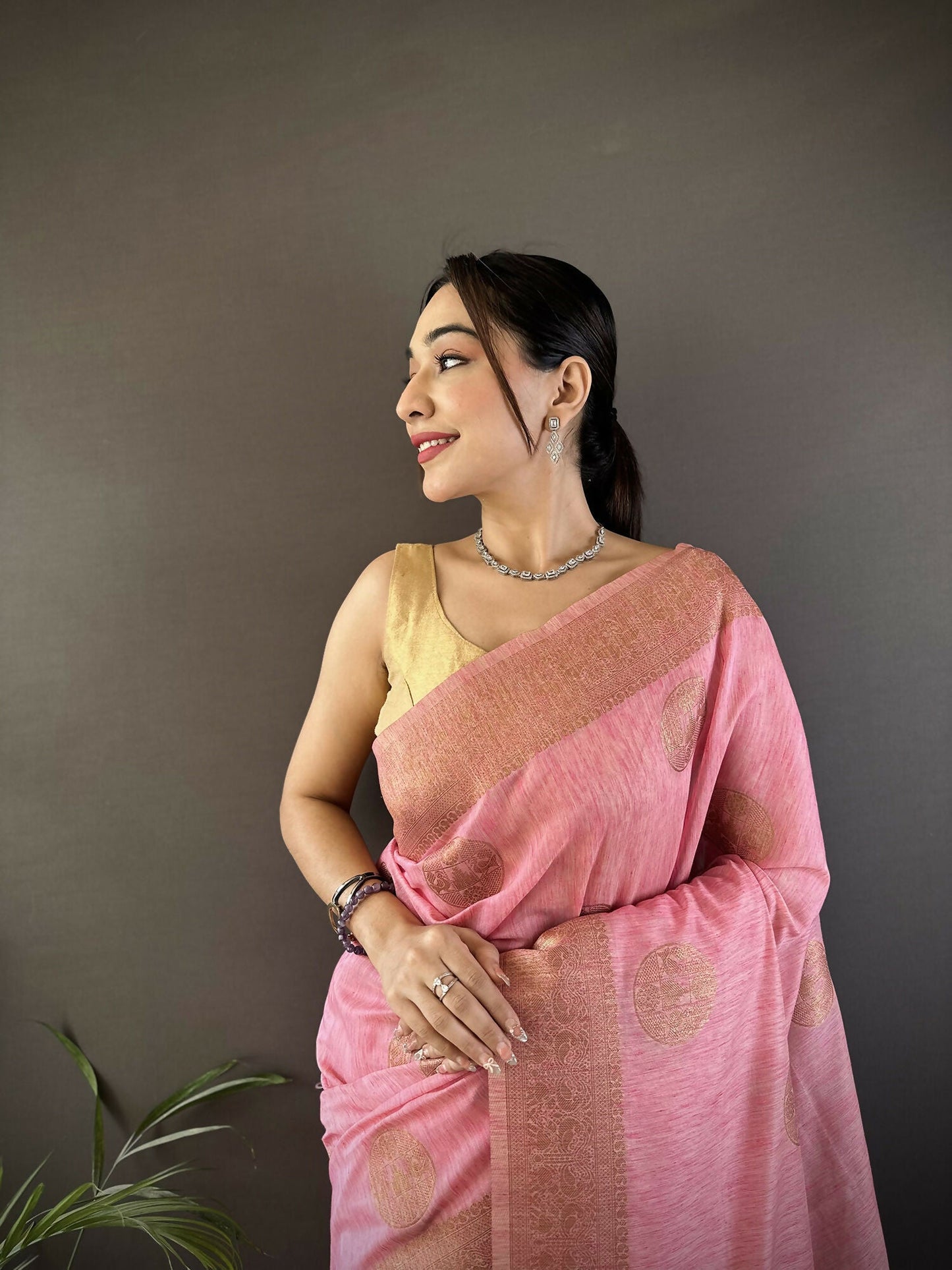 Joban Fashion Pastel Pink Floral & Paisley  Linen Silk Banarasi Saree