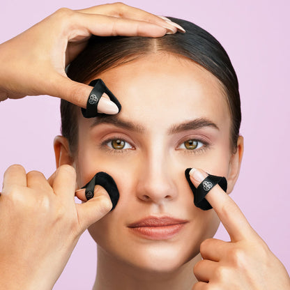 PAC Studio Pizza Puff Black Mini - 99% Soft Natural Cotton, Ideal for Under Eyes & Precise Application