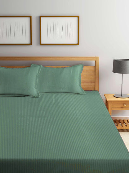 KLOTTHE Green Striped 210 TC Bedsheet with Pillow Covers