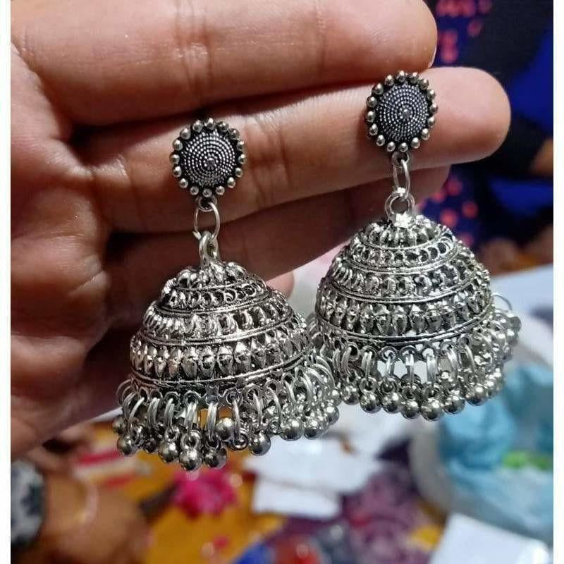 MS Fashion India Round Shape With Silver Hanging Jhumkas