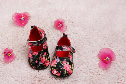 Tiny Bugs Girls Flowral Print Infants Booties - Black