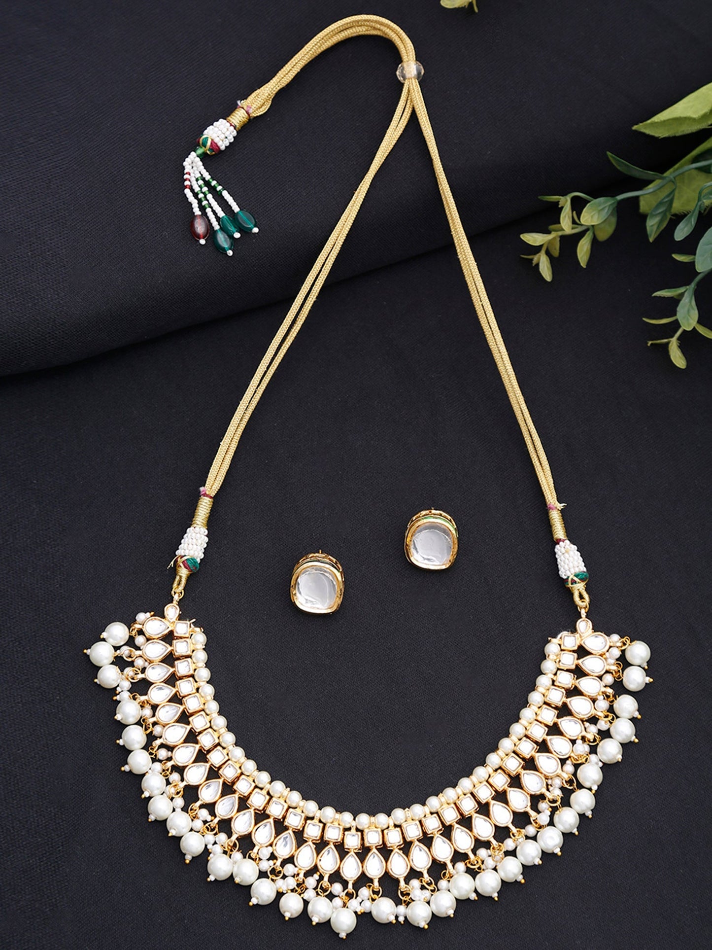 Kundan Choker With Pearls & Studs - Ruby Raang