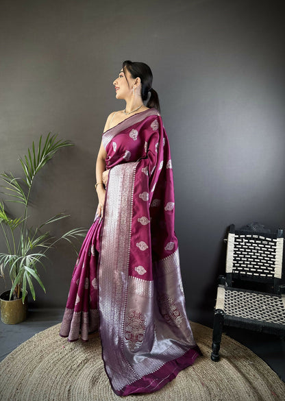 Joban Fashion Magenta Floral Motifs Soft Silk Banarasi Saree