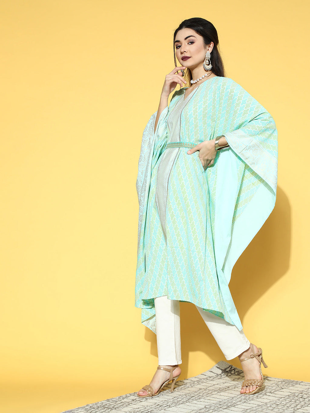 Ahalyaa Women Sea Green Crepe Printed Kaftan Kurta