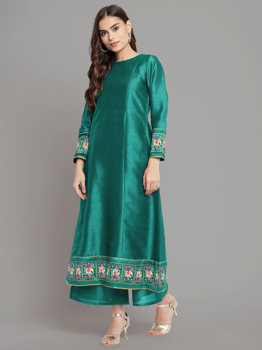 Ahalyaa Women Sea Green Printed Gotta Patti Kurti with Palazzos & Dupatta