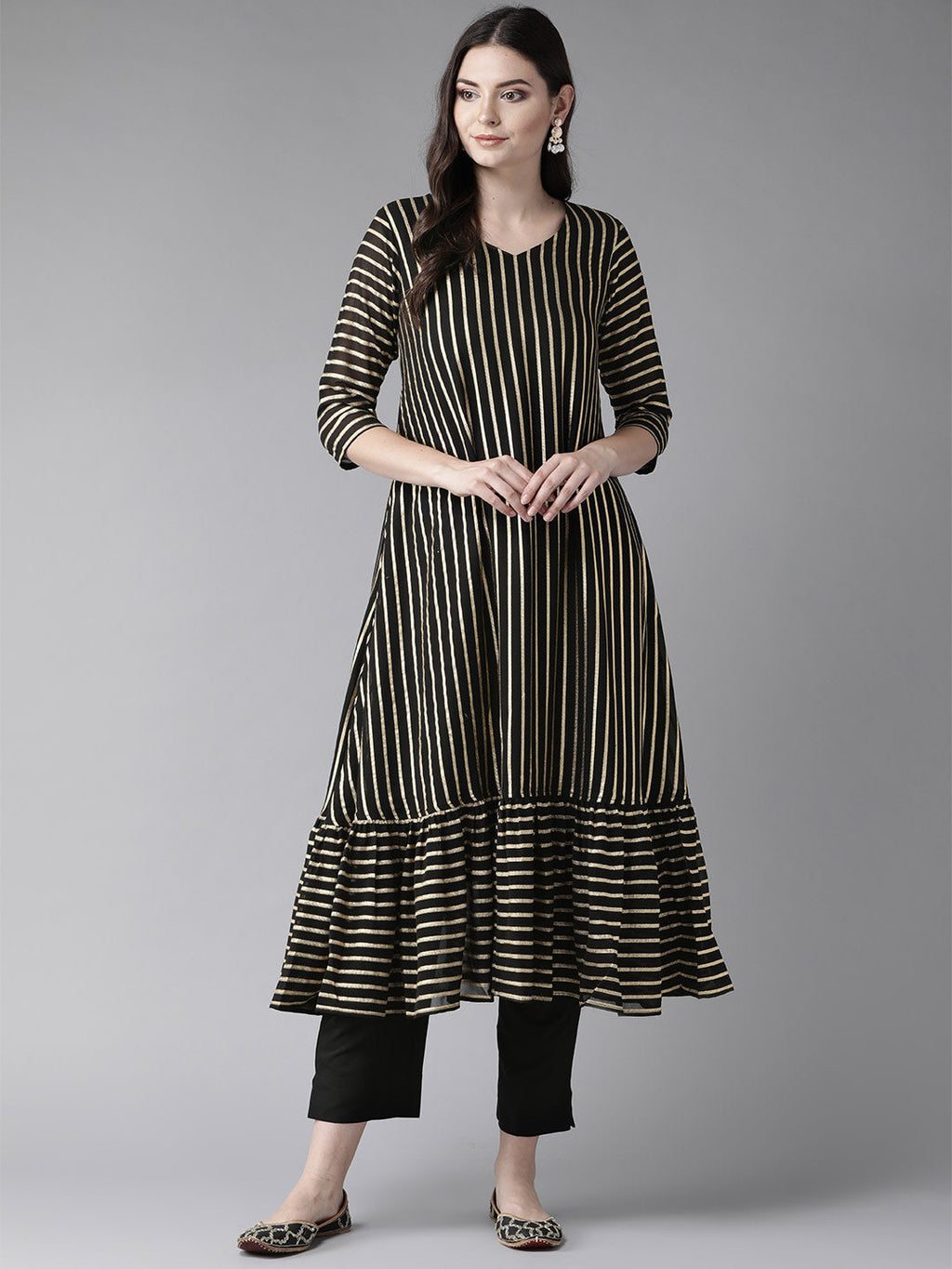 Ahalyaa Women's Black Kurta with Trouser