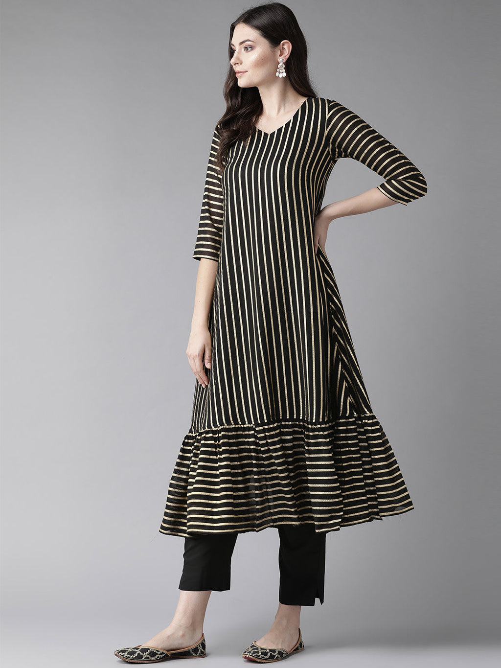 Ahalyaa Women's Black Kurta with Trouser