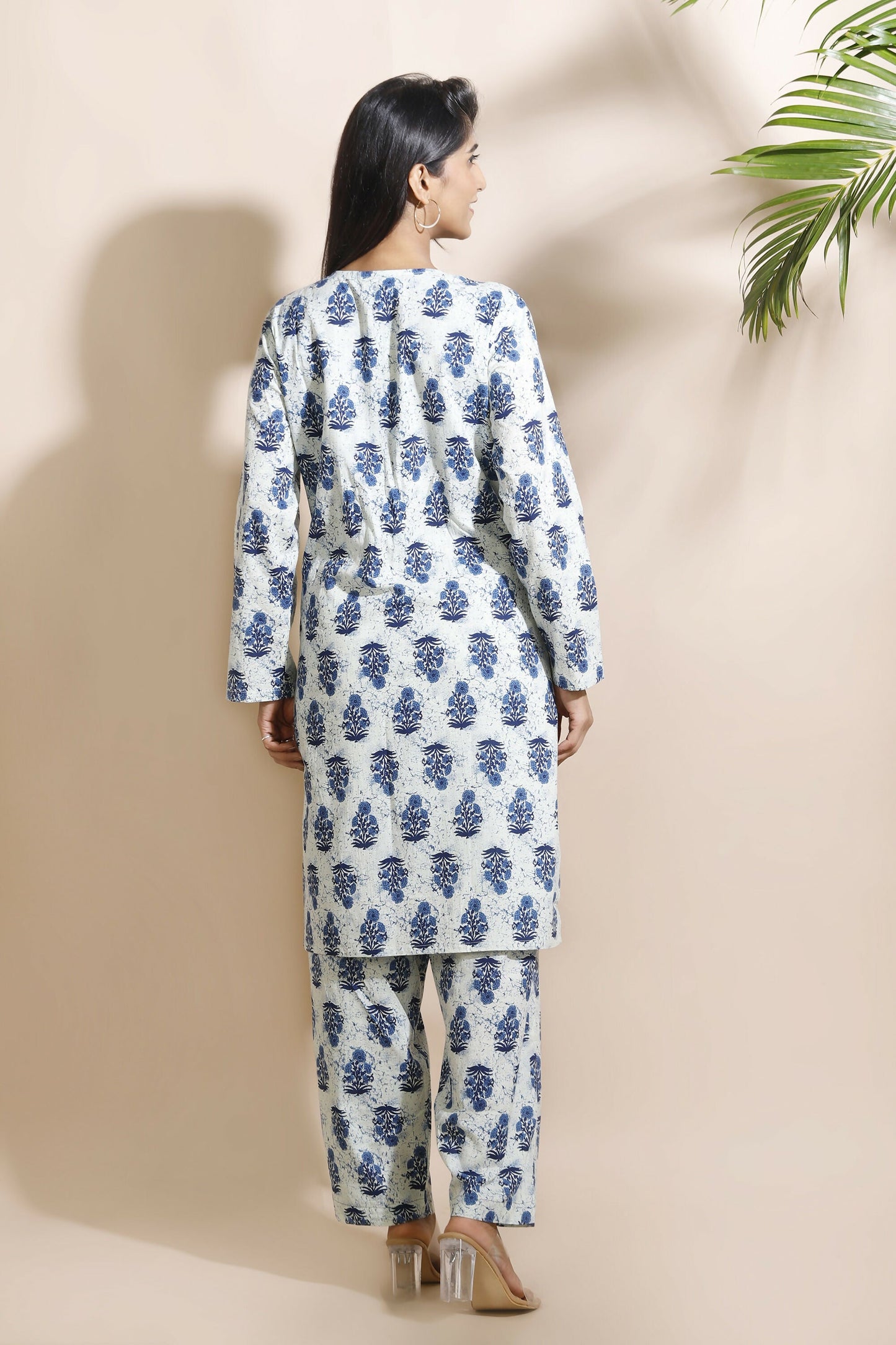 Breathables Women’S Cream Cotton Indian Motif Butta Loungewear Co-Ord Set – Long Kurta & Pants