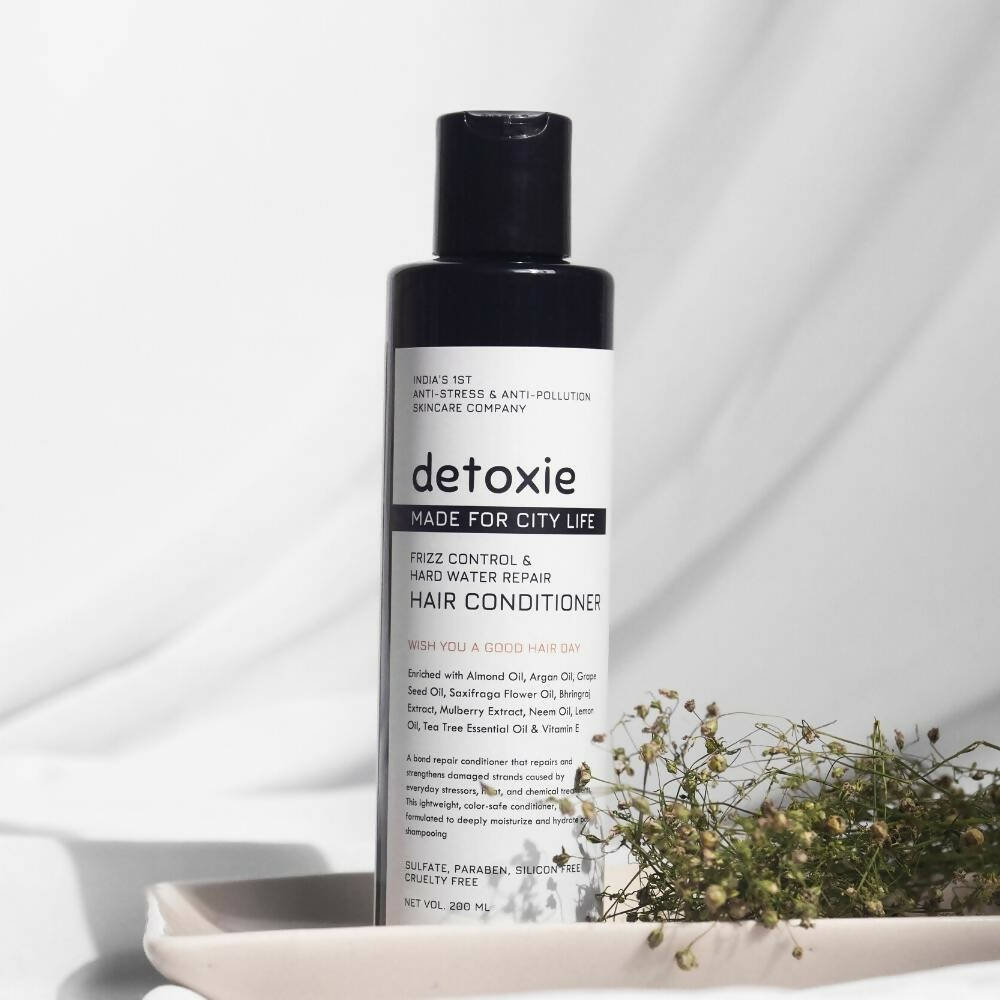 Detoxie Frizz Control & Hard Water Repair Hair Conditioner - 200 ml