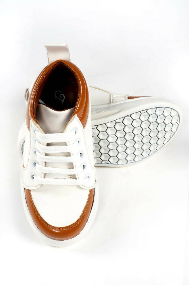 Tiny Bugs For Boys & Girls Mid Top Sneakers - White & Tan
