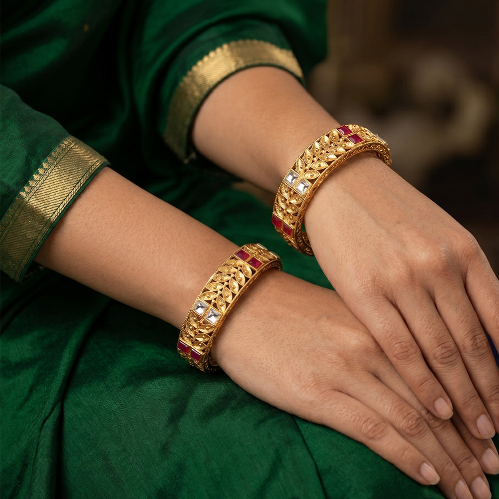 JS Fashion Antique Design Party Wear Beautiful Rajwadi Polish Bangle Set Of 2