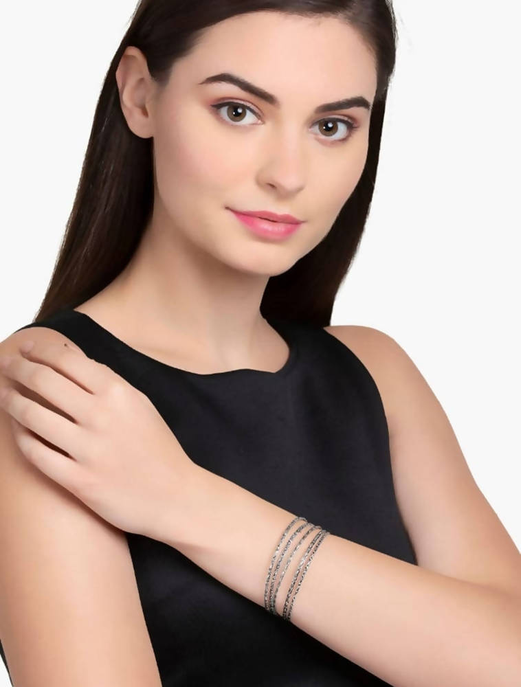 Mominos Fashion Trendy Oxidised Silver Plated Bangles