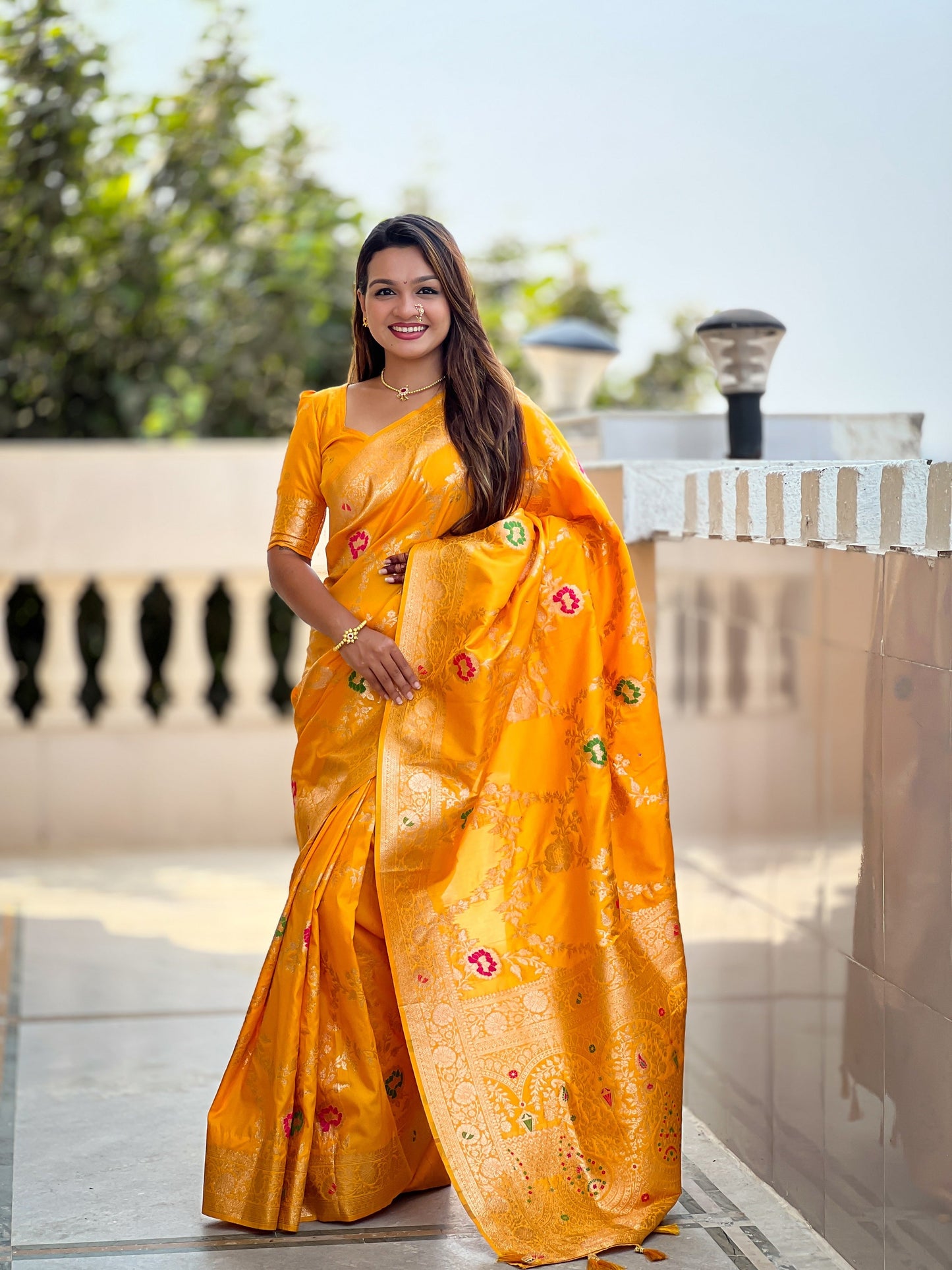 Vedant Vastram Soft Litchi Silk Banarasi Silk Jacquard Saree - Yellow
