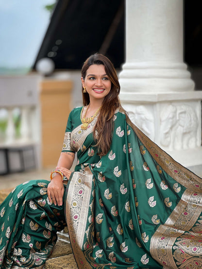 Vedant Vastram Soft Litchi Silk Banarasi Silk Jacquard Saree - Green