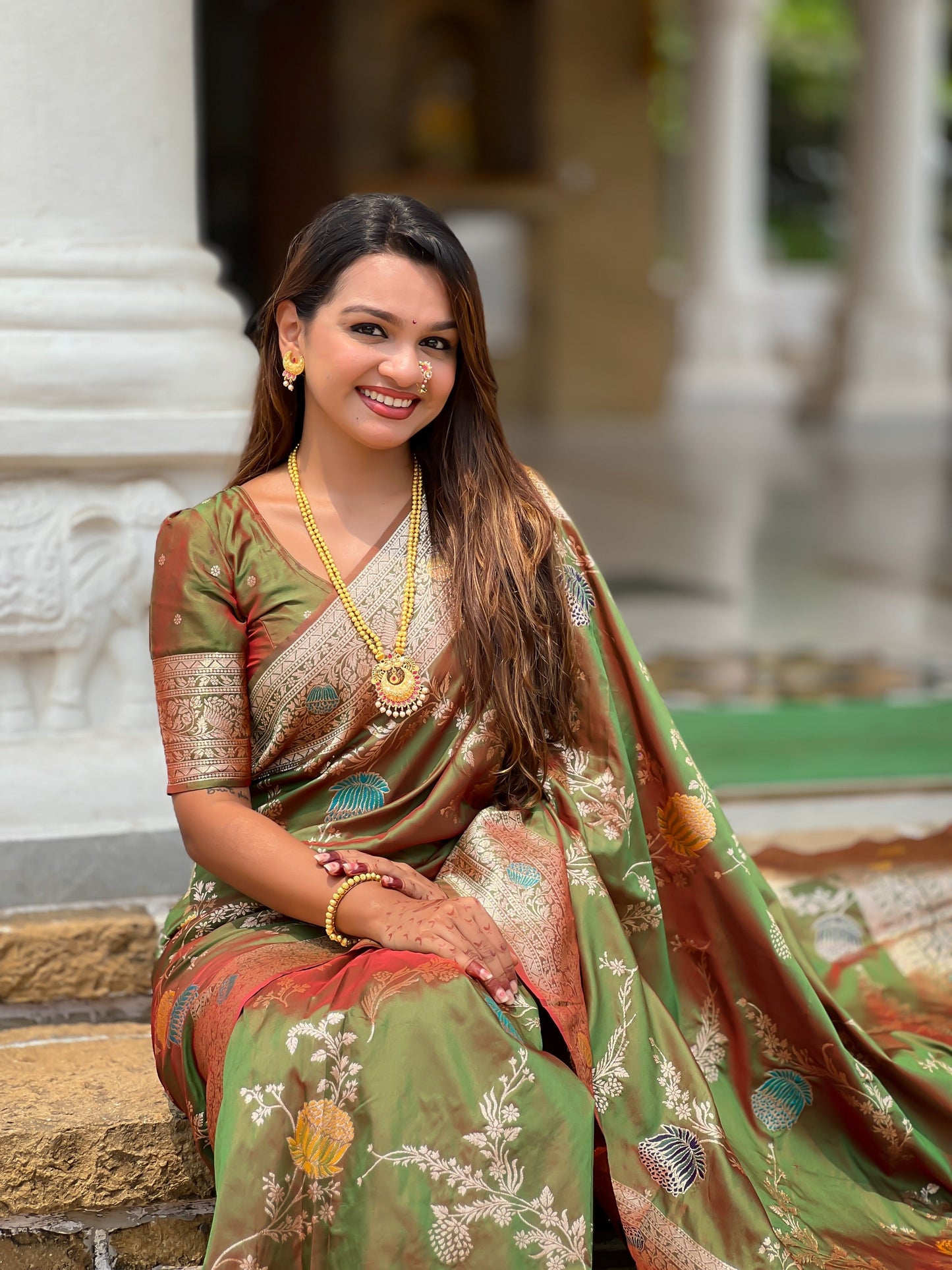 Vedant Vastram Soft Litchi Silk Banarasi Silk Jacquard Saree - Mahendi