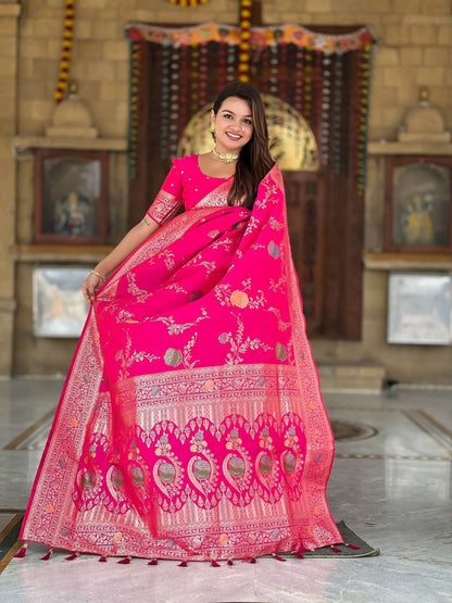 Vedant Vastram Soft Litchi Silk Banarasi Silk Jacquard Saree - Rani