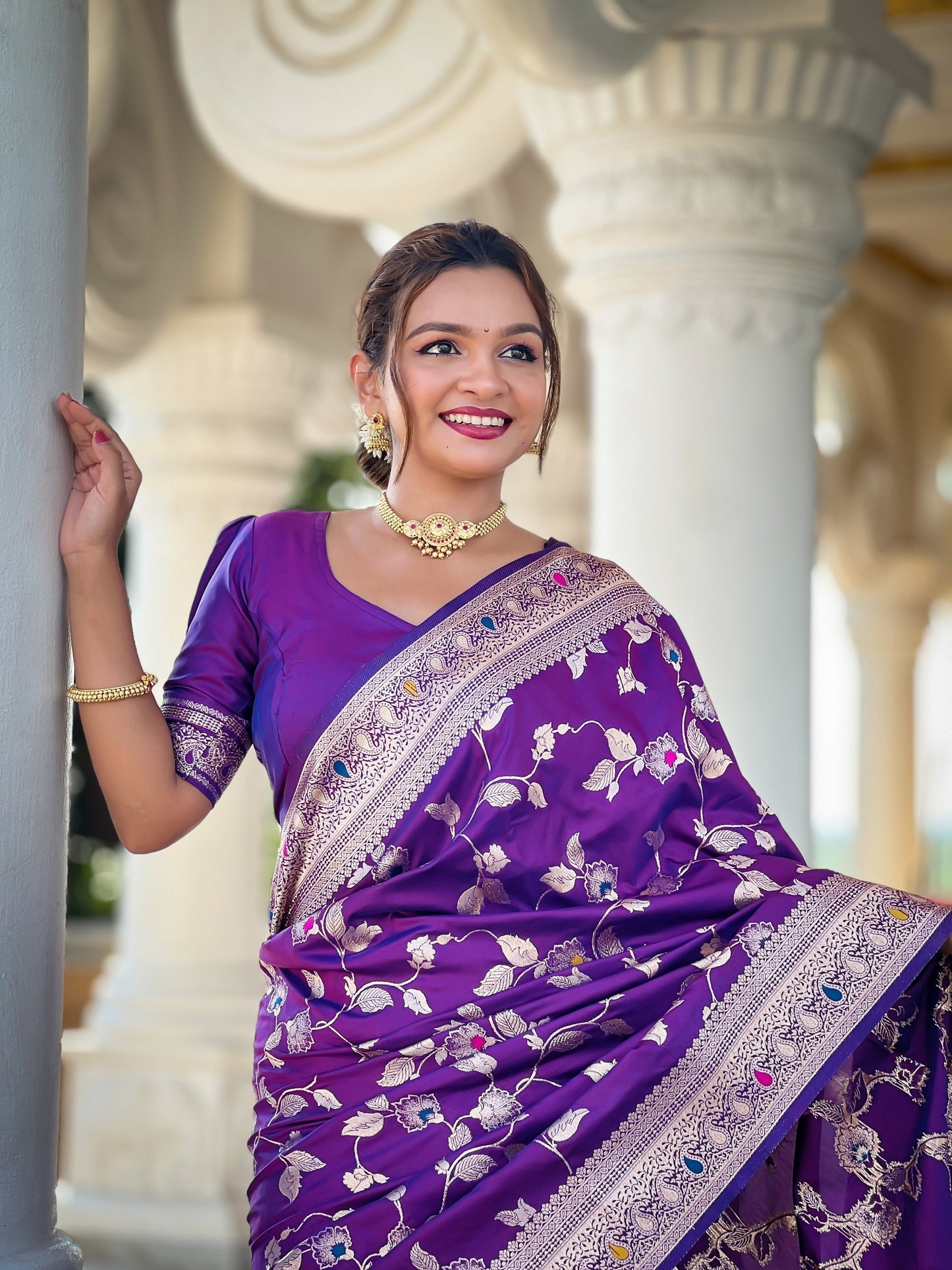 Vedant Vastram Soft Litchi Silk Banarasi Silk Jacquard Saree - Violet
