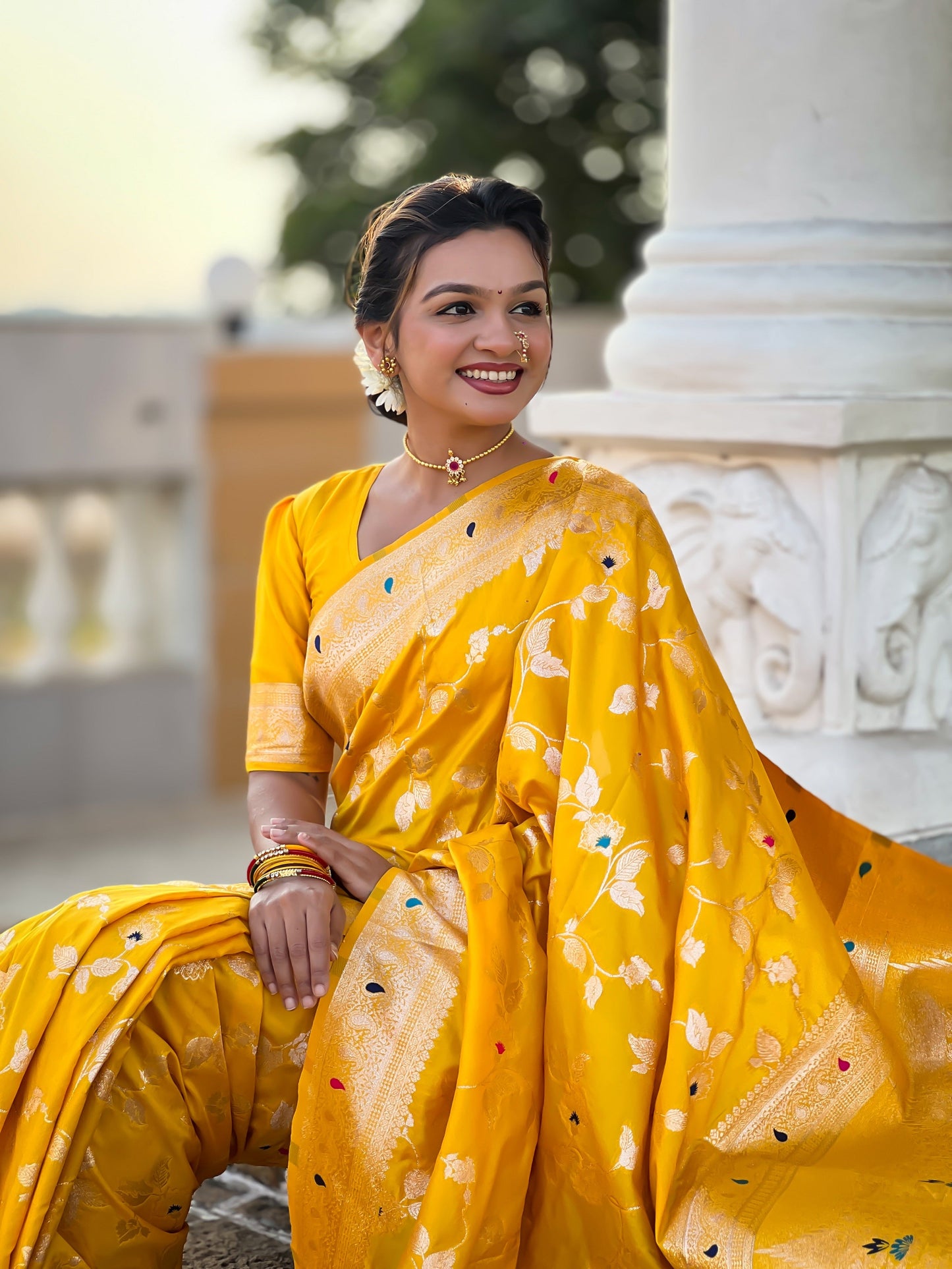Vedant Vastram Soft Litchi Silk Banarasi Silk Jacquard Saree - Yellow