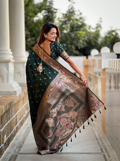 Vedant Vastram Soft Litchi Silk Banarasi Silk Jacquard Saree - Green