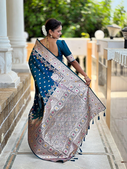 Vedant Vastram Soft Litchi Silk Banarasi Silk Jacquard Saree - Morpich