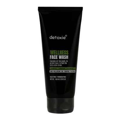 Detoxie Wellness The Unwind Experience Unisex Daily Urban Skin Protection & Care Kit