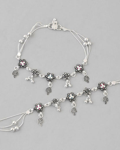 VOJ Set of 2 Silver Plated Flower Shaped Stone Studded Anklet