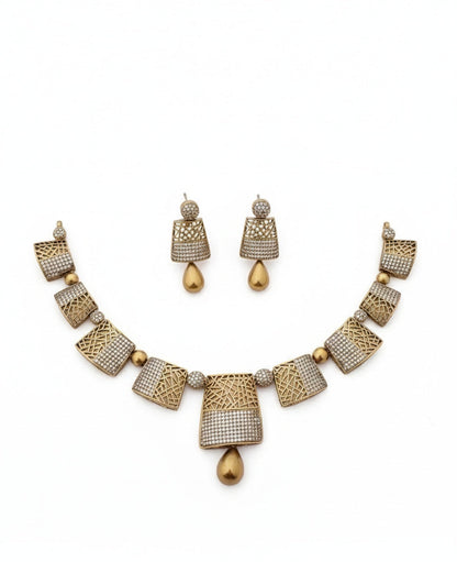 Jewel City Stunning Traditional Gold-Plated Choker Necklace Set