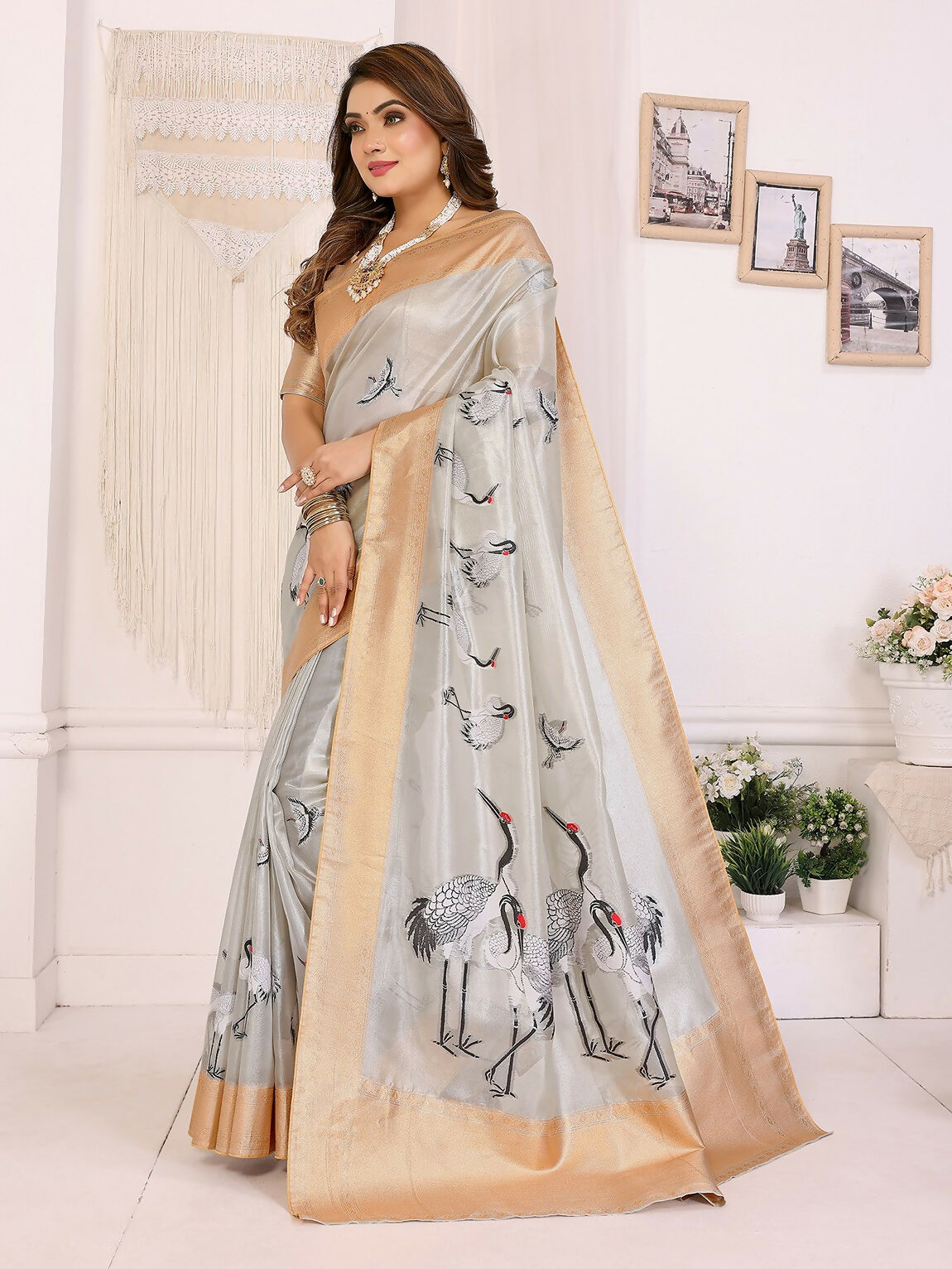Joban Fashion Golden Cranes Patterns Banarasi Silk Sarees