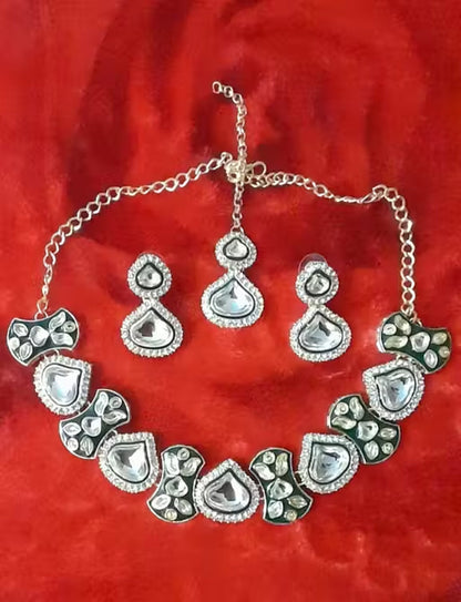 Jewel City Royal Kundan Choker Necklace Set with Earrings & Maang Tikka | Traditional Bridal & Festive Jewelry for Women