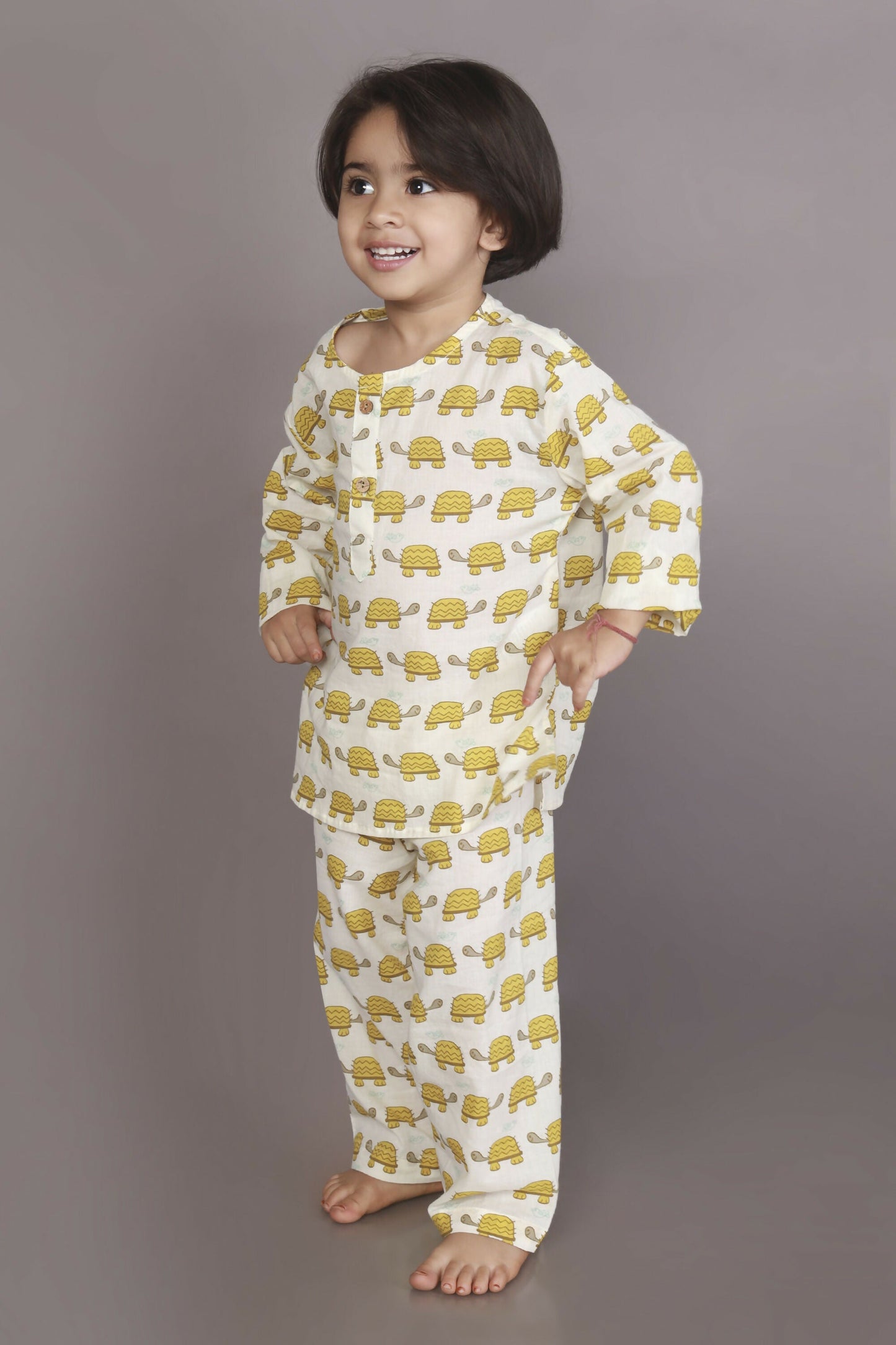 Breathables Kids Cotton Turtle Print Co-Ord Night Suit With Kurta And Pyjama – White & Yellow